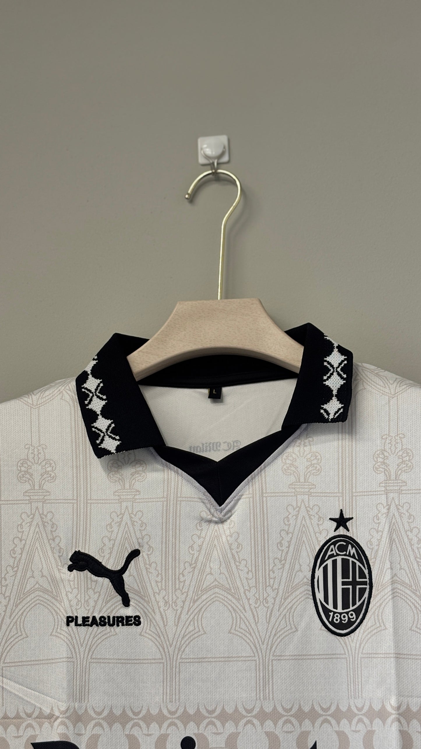 AC MILAN RAFA LEO 4TH KIT 2023-24